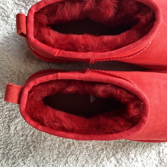 UGG Red Ankle Boots - Picture 2 of 5